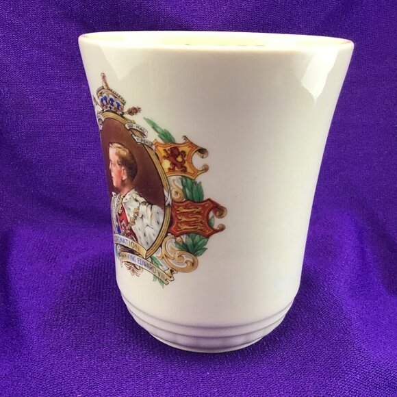 King Edward VIII Coronation 1937 Beaker Royal Doulton Coronation Mug Cup - Picture 3 of 13